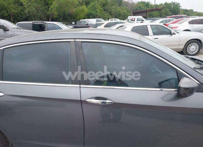 Photo 13 of 2014 Honda Accord LX (VIN 1HGCR2F34EA011151)