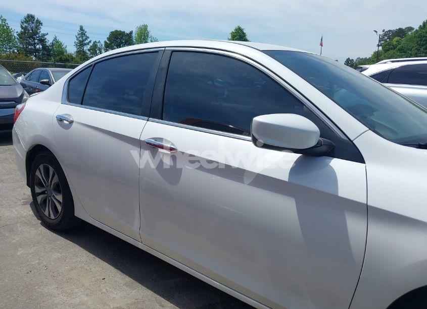 Photo 13 of 2014 Honda Accord LX (VIN 1HGCR2F34EA032548)