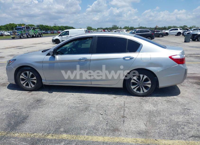 Photo 14 of 2014 Honda Accord LX (VIN 1HGCR2F34EA156853)
