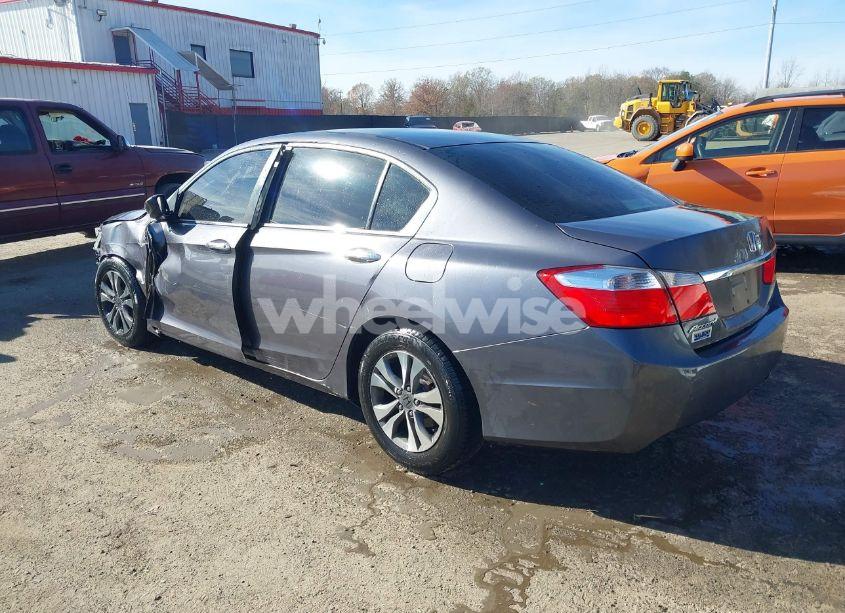 Photo 3 of 2014 Honda Accord LX (VIN 1HGCR2F34EA167593)