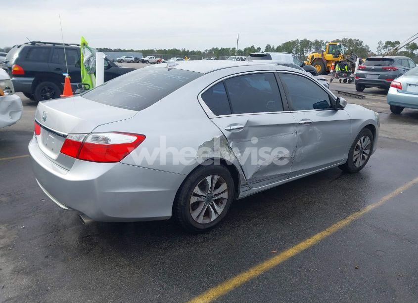 Photo 4 of 2014 Honda Accord LX (VIN 1HGCR2F34EA231115)