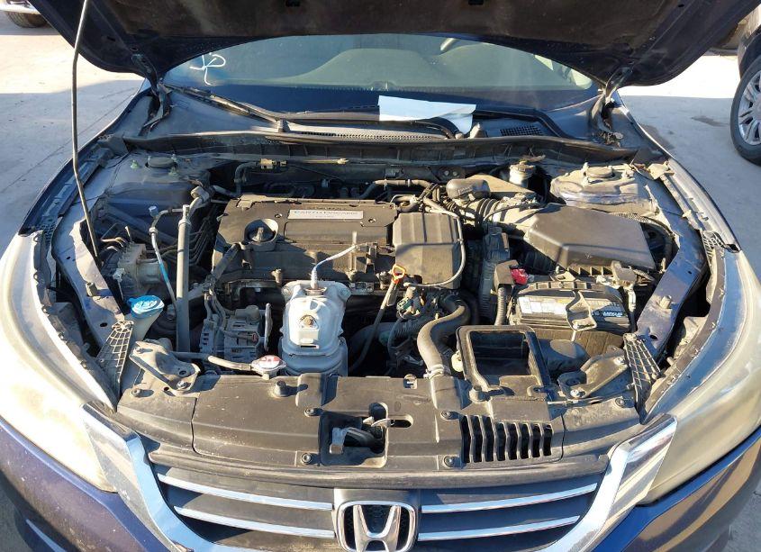 Photo 10 of 2015 Honda Accord LX (VIN 1HGCR2F34FA090967)