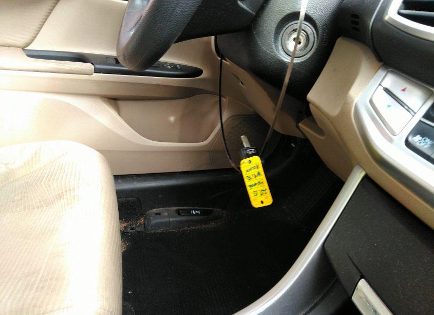 Photo 11 of 2015 Honda Accord LX (VIN 1HGCR2F34FA140444)