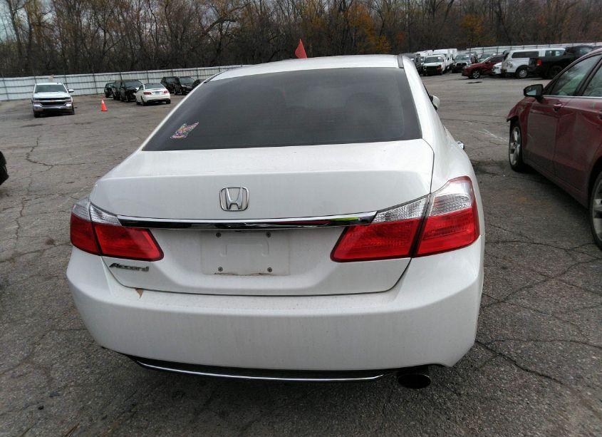Photo 16 of 2015 Honda Accord LX (VIN 1HGCR2F34FA140444)