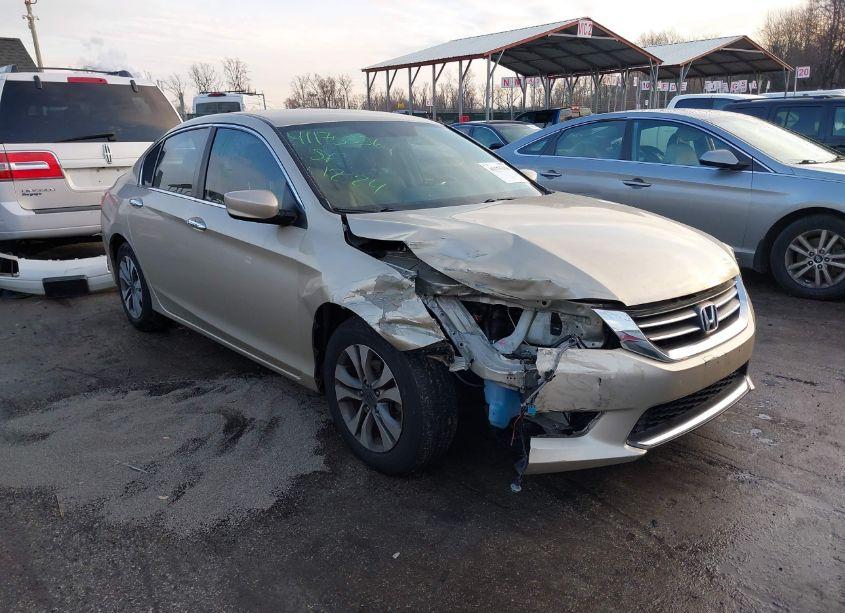 2015 Honda Accord LX (VIN 1HGCR2F34FA174352) main photo