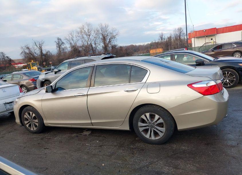 Photo 14 of 2015 Honda Accord LX (VIN 1HGCR2F34FA174352)