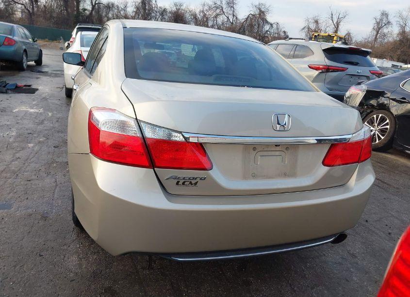 Photo 16 of 2015 Honda Accord LX (VIN 1HGCR2F34FA174352)
