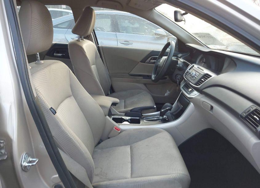 Photo 5 of 2015 Honda Accord LX (VIN 1HGCR2F34FA174352)