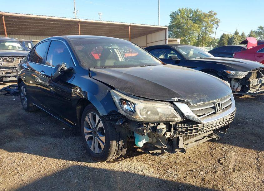 2015 Honda Accord LX (VIN 1HGCR2F34FA187358) main photo