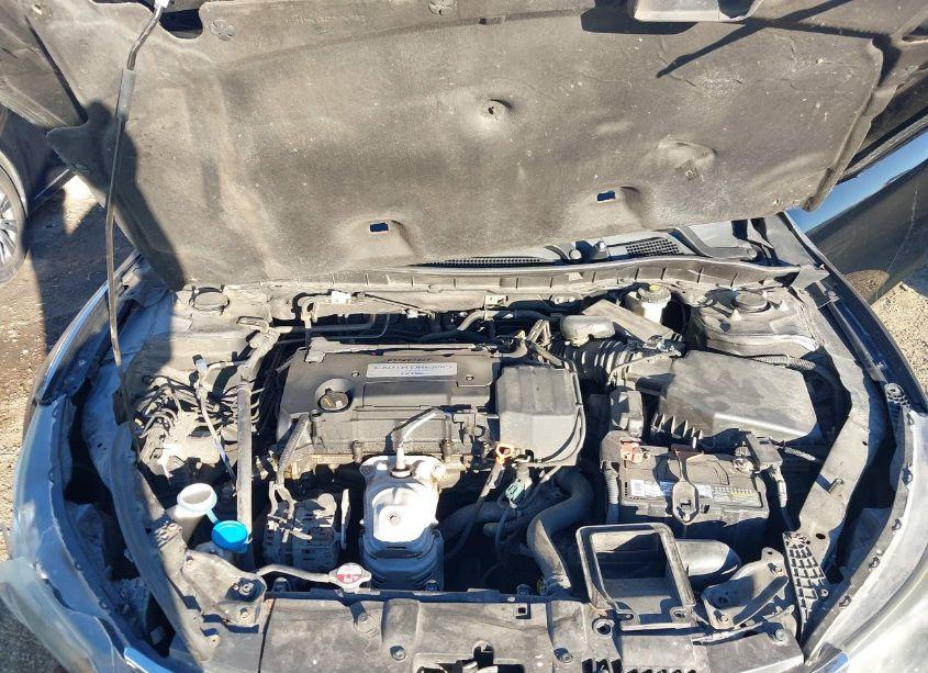 Photo 10 of 2015 Honda Accord LX (VIN 1HGCR2F34FA187358)