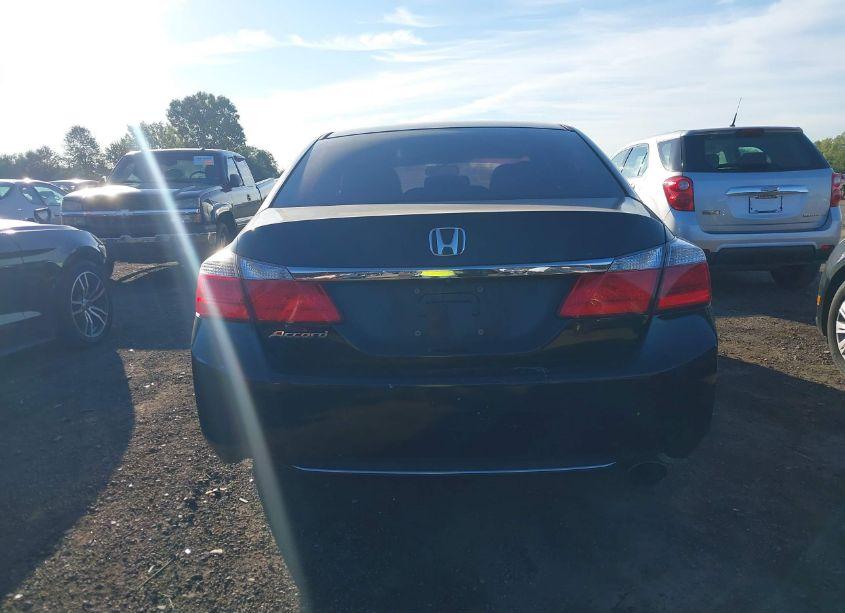 Photo 17 of 2015 Honda Accord LX (VIN 1HGCR2F34FA187358)