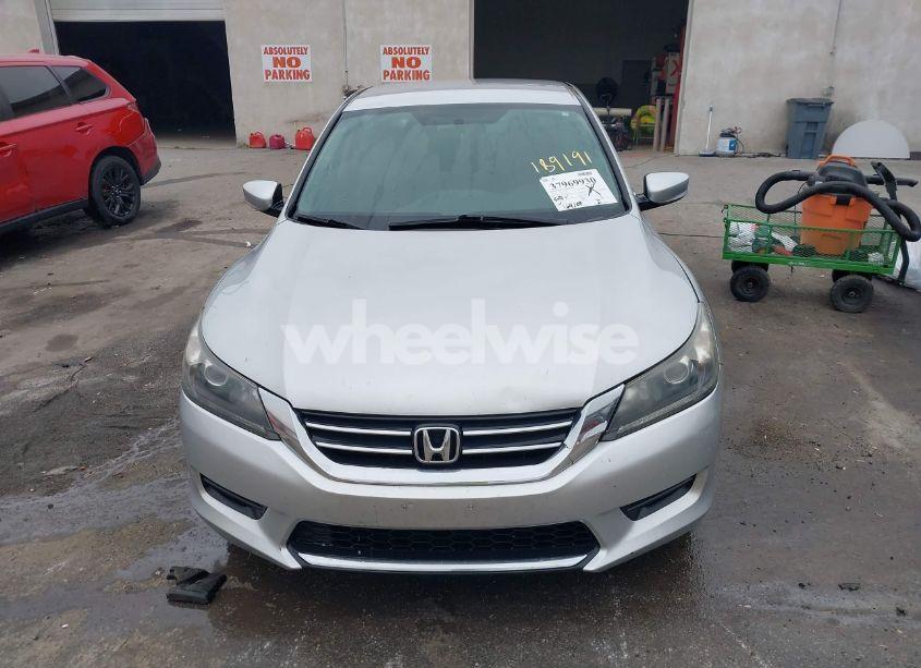 Photo 13 of 2015 Honda Accord LX (VIN 1HGCR2F34FA189191)