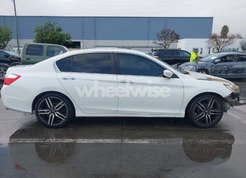 Photo 14 of 2015 Honda Accord LX (VIN 1HGCR2F34FA214798)