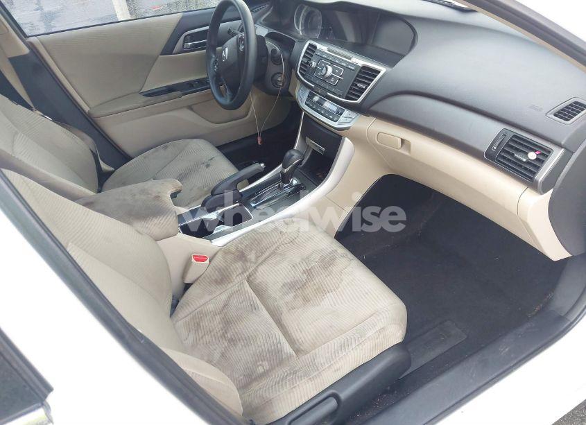 Photo 5 of 2015 Honda Accord LX (VIN 1HGCR2F34FA214798)