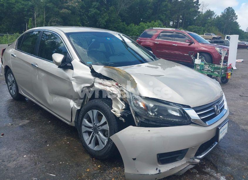 2015 Honda Accord LX (VIN 1HGCR2F34FA215465) main photo