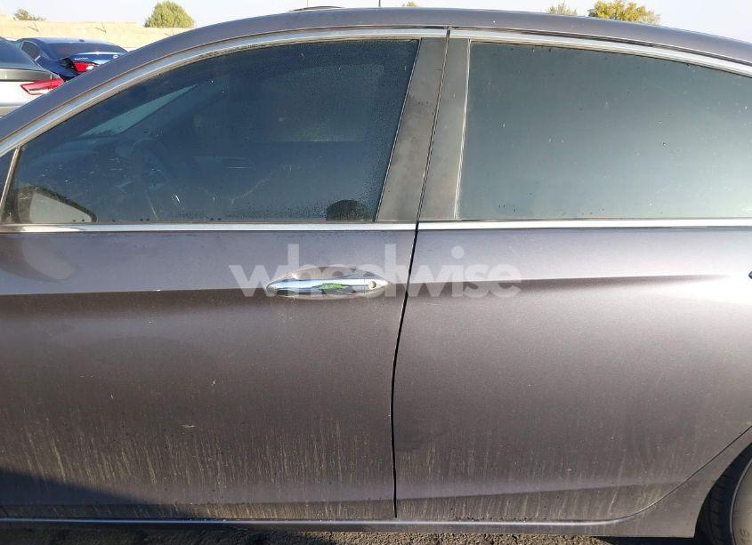 Photo 15 of 2015 Honda Accord LX (VIN 1HGCR2F34FA217488)