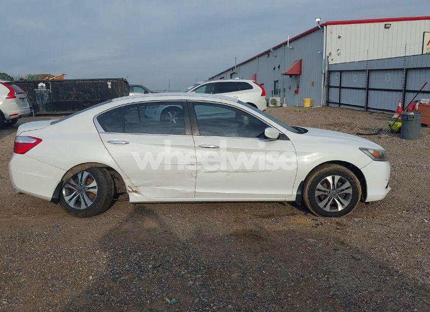 Photo 14 of 2015 Honda Accord LX (VIN 1HGCR2F34FA220990)