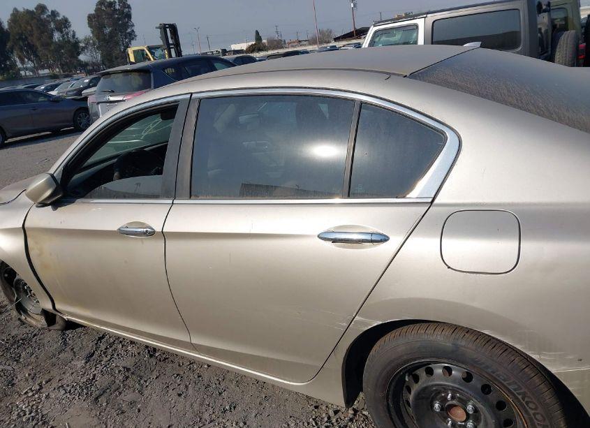 Photo 14 of 2015 Honda Accord LX (VIN 1HGCR2F34FA268649)