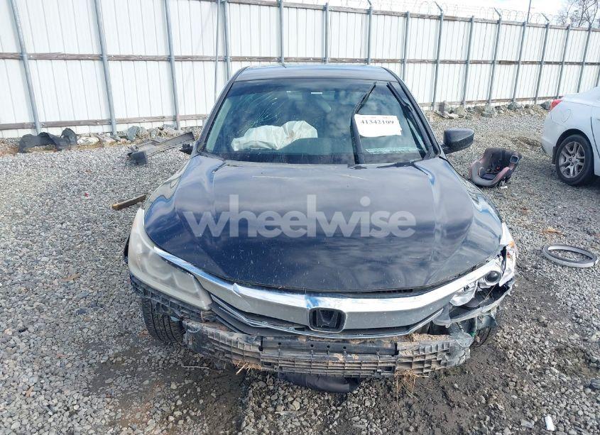 Photo 13 of 2016 Honda Accord LX (VIN 1HGCR2F34GA008303)
