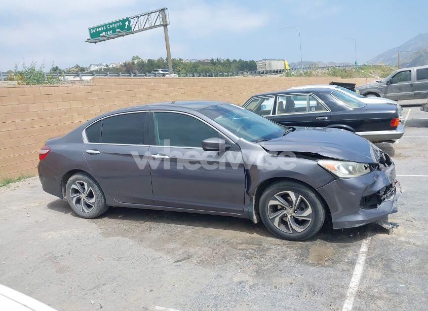 Photo 13 of 2016 Honda Accord LX (VIN 1HGCR2F34GA008446)