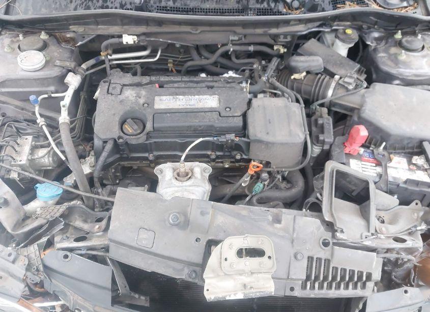 Photo 10 of 2016 Honda Accord LX (VIN 1HGCR2F34GA011427)