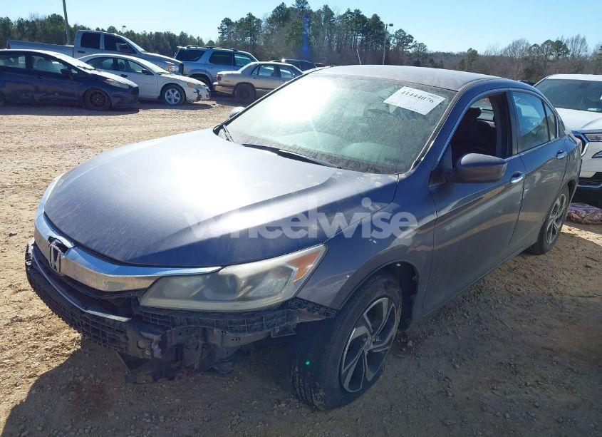 Photo 2 of 2016 Honda Accord LX (VIN 1HGCR2F34GA044959)