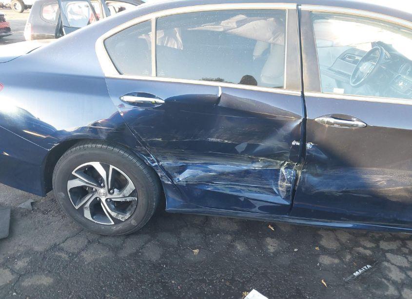 Photo 6 of 2016 Honda Accord LX (VIN 1HGCR2F34GA064824)