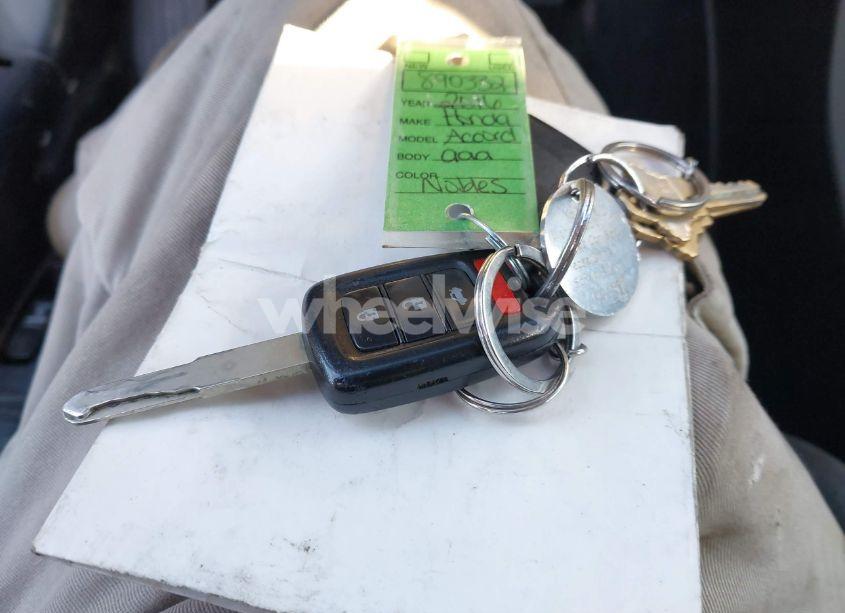 Photo 11 of 2016 Honda Accord LX (VIN 1HGCR2F34GA089044)