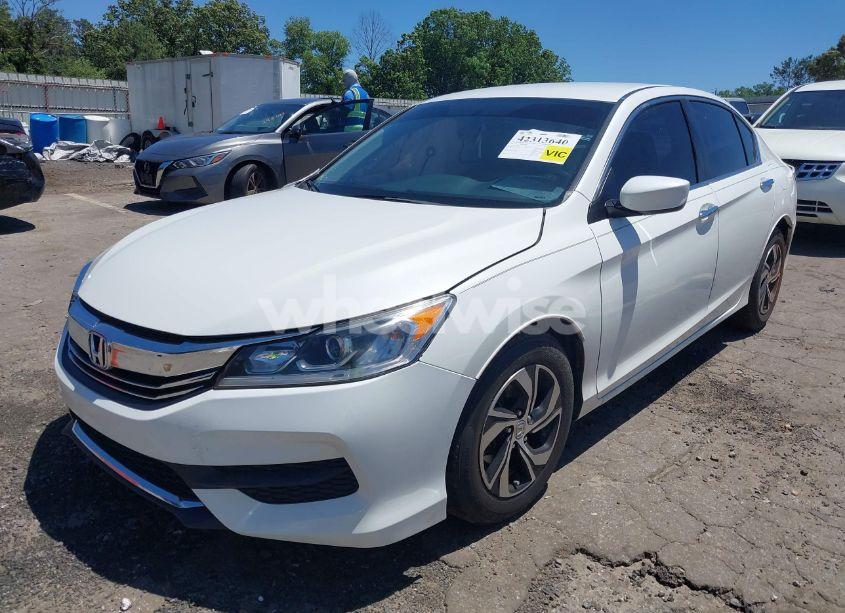 Photo 2 of 2016 Honda Accord LX (VIN 1HGCR2F34GA106540)