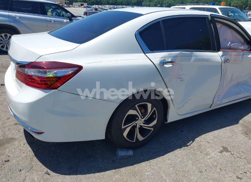 Photo 6 of 2016 Honda Accord LX (VIN 1HGCR2F34GA106540)