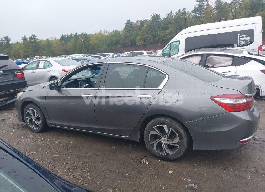 Photo 13 of 2016 Honda Accord LX (VIN 1HGCR2F34GA131437)