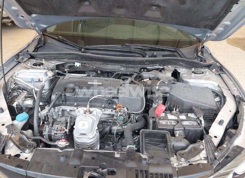 Photo 10 of 2016 Honda Accord LX (VIN 1HGCR2F34GA133432)