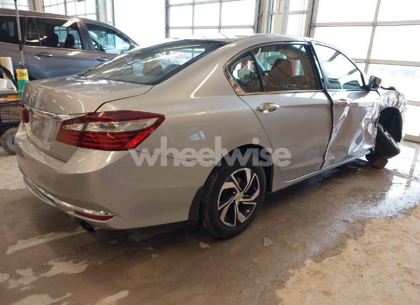 Photo 4 of 2016 Honda Accord LX (VIN 1HGCR2F34GA133432)