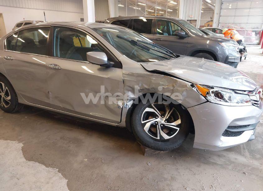 Photo 6 of 2016 Honda Accord LX (VIN 1HGCR2F34GA133432)