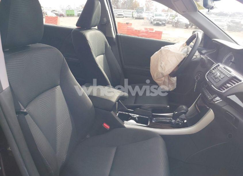 Photo 5 of 2016 Honda Accord LX (VIN 1HGCR2F34GA159223)