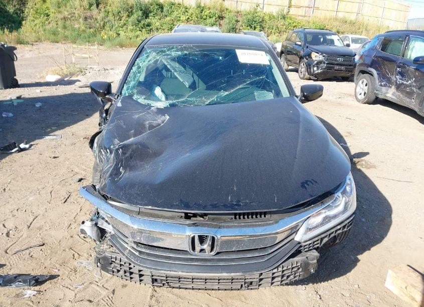 Photo 12 of 2016 Honda Accord LX (VIN 1HGCR2F34GA196210)