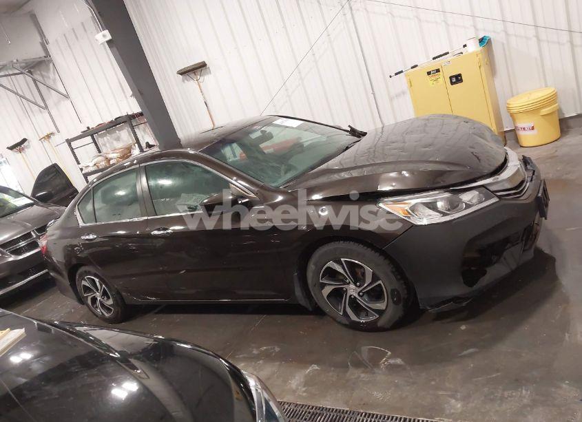 Photo 14 of 2016 Honda Accord LX (VIN 1HGCR2F34GA227892)
