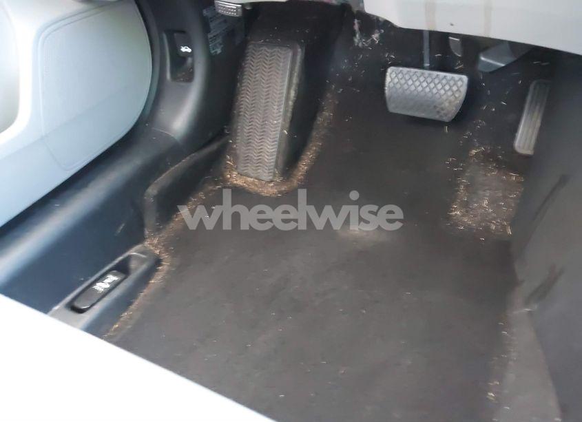 Photo 18 of 2016 Honda Accord LX (VIN 1HGCR2F34GA229321)