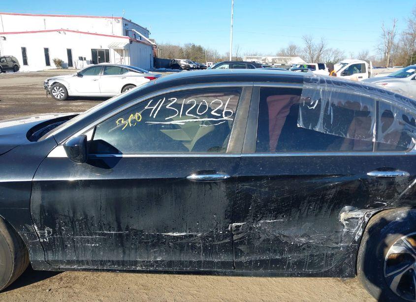 Photo 14 of 2017 Honda Accord LX (VIN 1HGCR2F34HA061942)