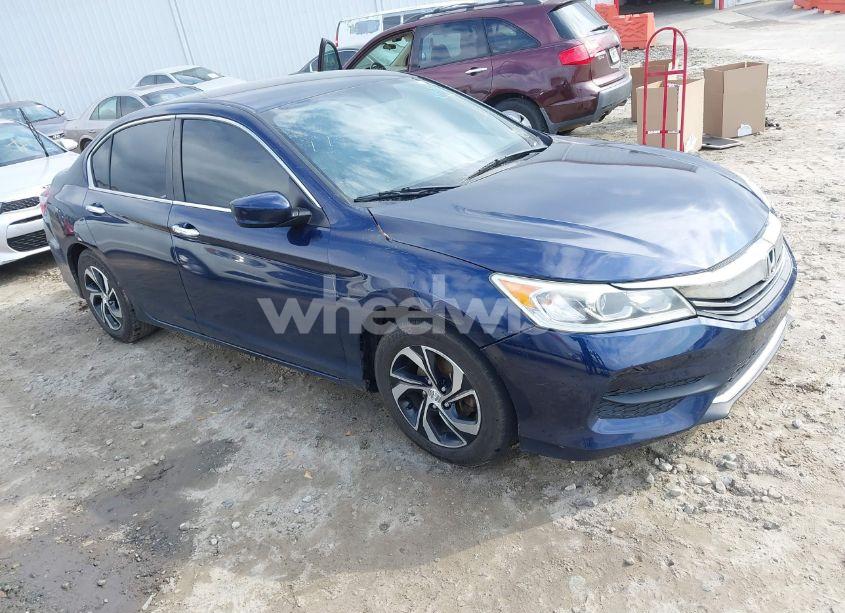 2017 Honda Accord LX (VIN 1HGCR2F34HA089403) main photo