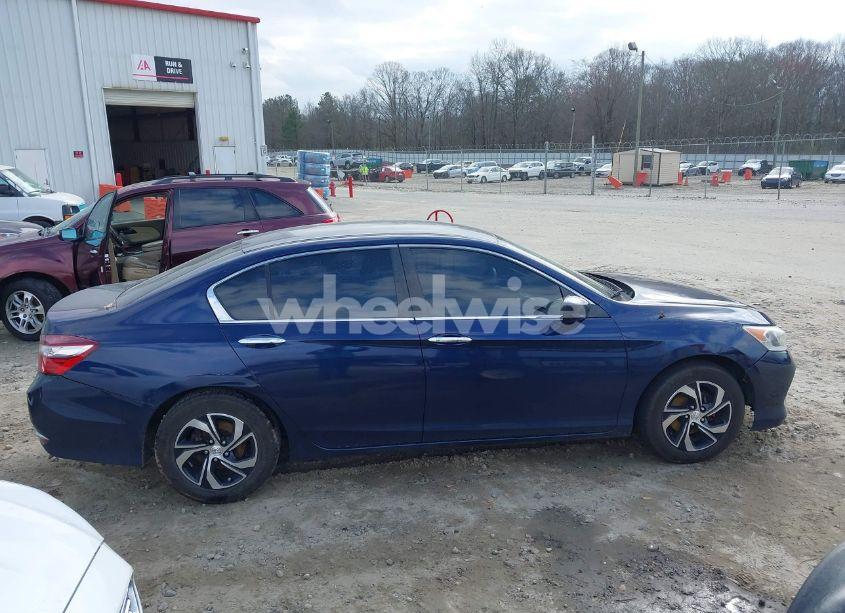 Photo 13 of 2017 Honda Accord LX (VIN 1HGCR2F34HA089403)