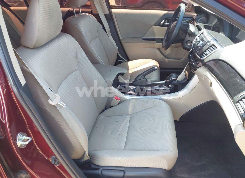 Photo 5 of 2017 Honda Accord LX (VIN 1HGCR2F34HA118690)