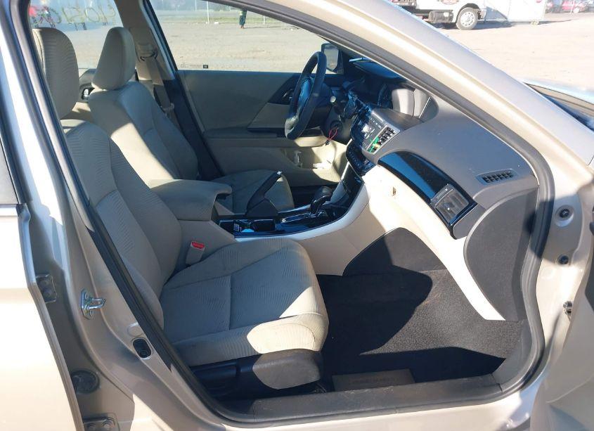 Photo 5 of 2017 Honda Accord LX (VIN 1HGCR2F34HA119208)