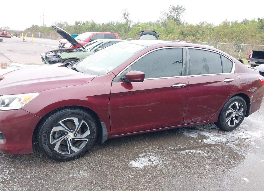 Photo 14 of 2017 Honda Accord LX (VIN 1HGCR2F34HA142469)