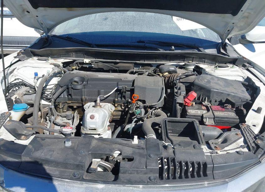 Photo 10 of 2017 Honda Accord LX (VIN 1HGCR2F34HA168442)