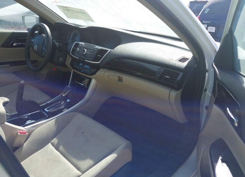 Photo 5 of 2017 Honda Accord LX (VIN 1HGCR2F34HA168442)