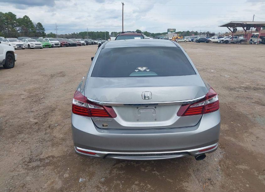 Photo 17 of 2017 Honda Accord LX (VIN 1HGCR2F34HA178100)