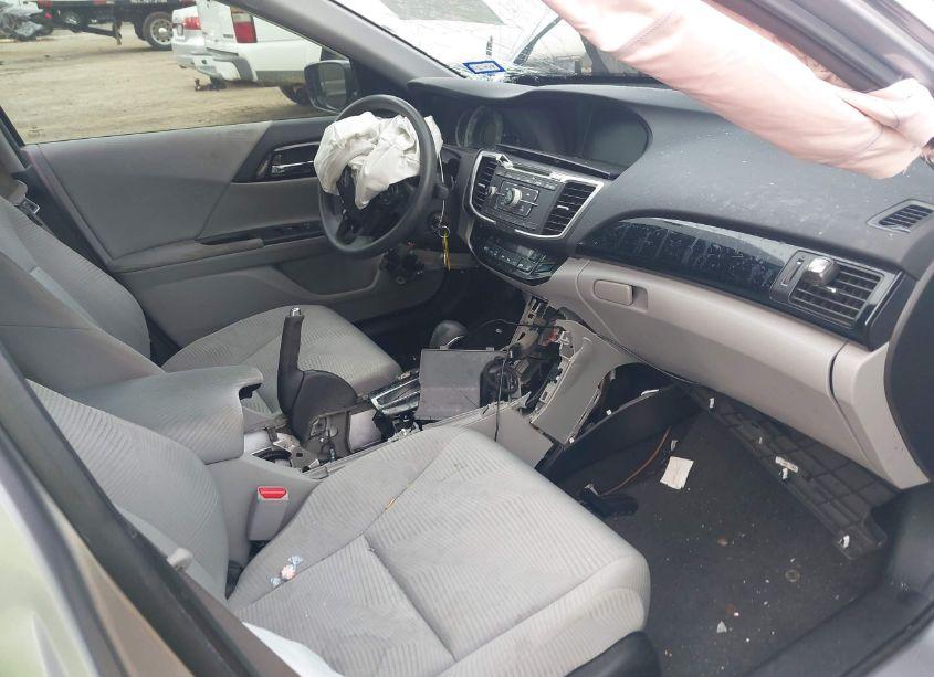 Photo 5 of 2017 Honda Accord LX (VIN 1HGCR2F34HA178100)