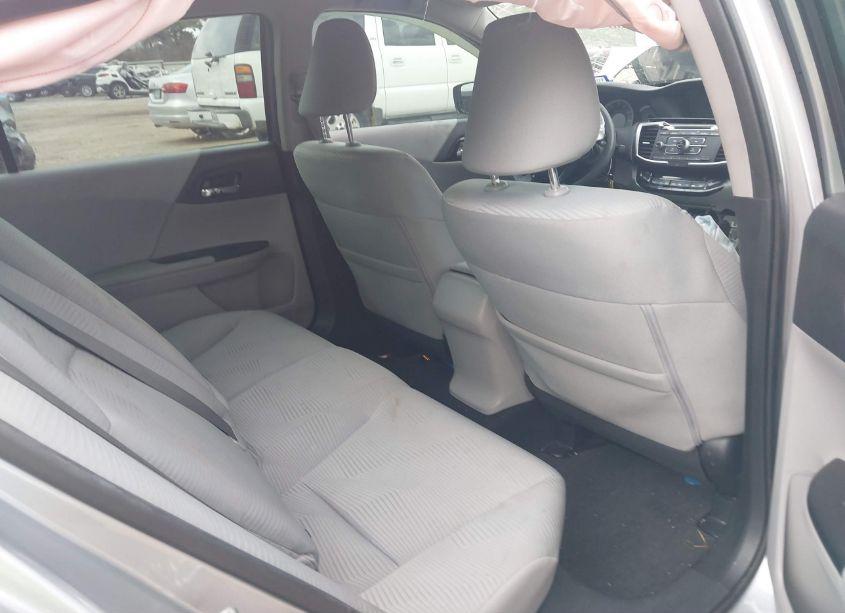 Photo 8 of 2017 Honda Accord LX (VIN 1HGCR2F34HA178100)