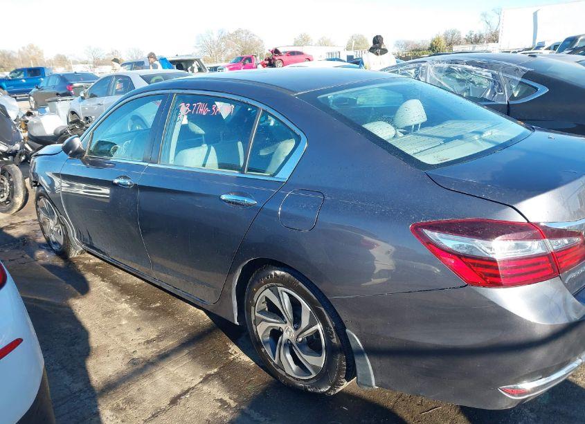 Photo 14 of 2017 Honda Accord LX (VIN 1HGCR2F34HA180249)